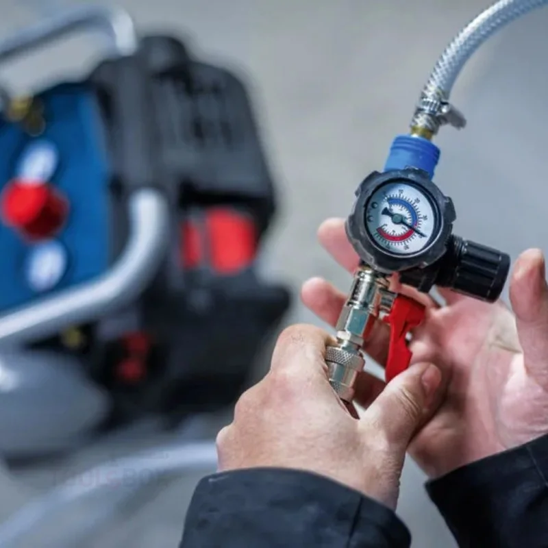 Акумулаторен компресор Bosch PRO GKO18V-51, 18 V, 51 л/мин, 8 bar, 0601492000