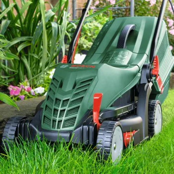 Електрическа косачка Bosch UniversalRotak 37-555 06008A6501