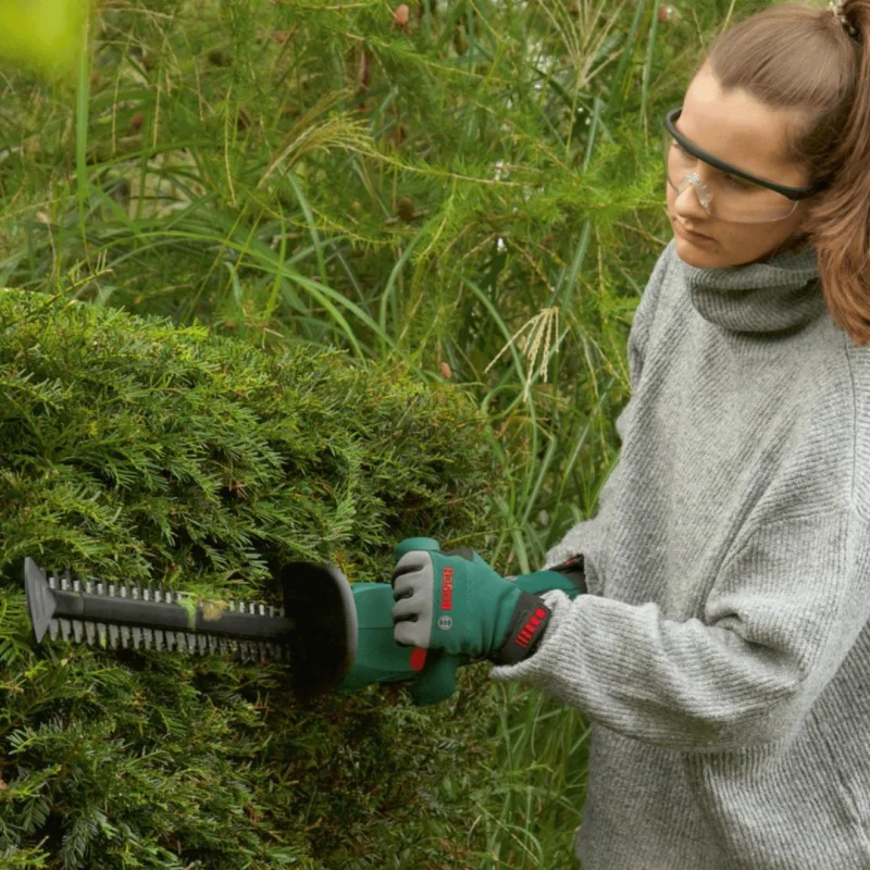 Cordless Hedge Trimmer Bosch EasyHedgeCut 18V-52-13 0600849M00