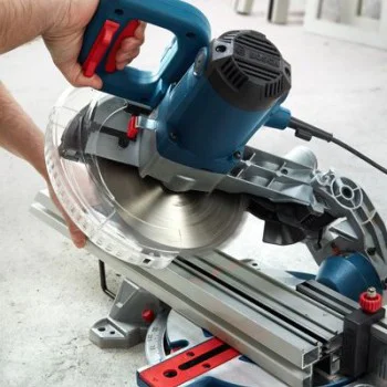 Настолен циркуляр Bosch GCM 216 0601B33000