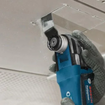 Мултифункционален инструмент - Bosch - GOP 30 28 Professional, 300 W
