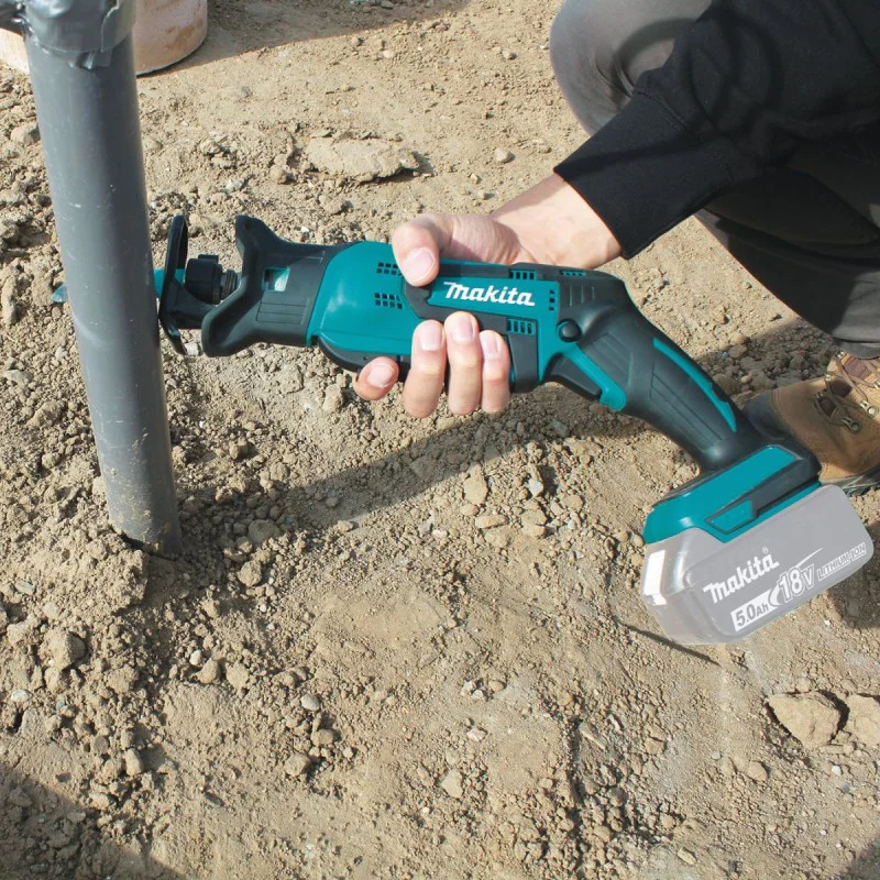 Cordless sabre saw Makita DJR183Z, 18 V, 13 mm