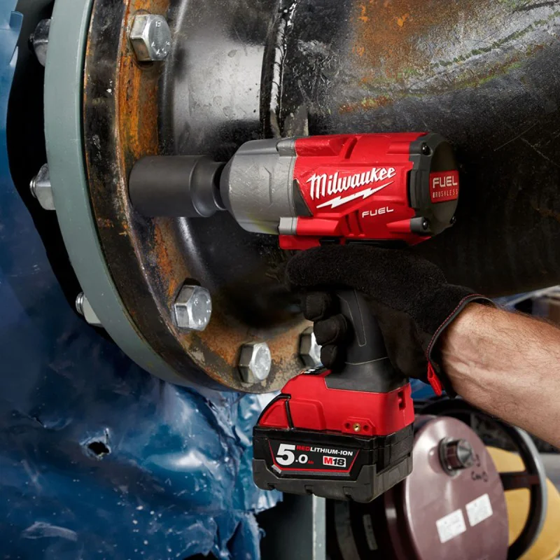 Milwaukee M18FHIWP12-402X 1491Nm 1/2 Brushless Wrench