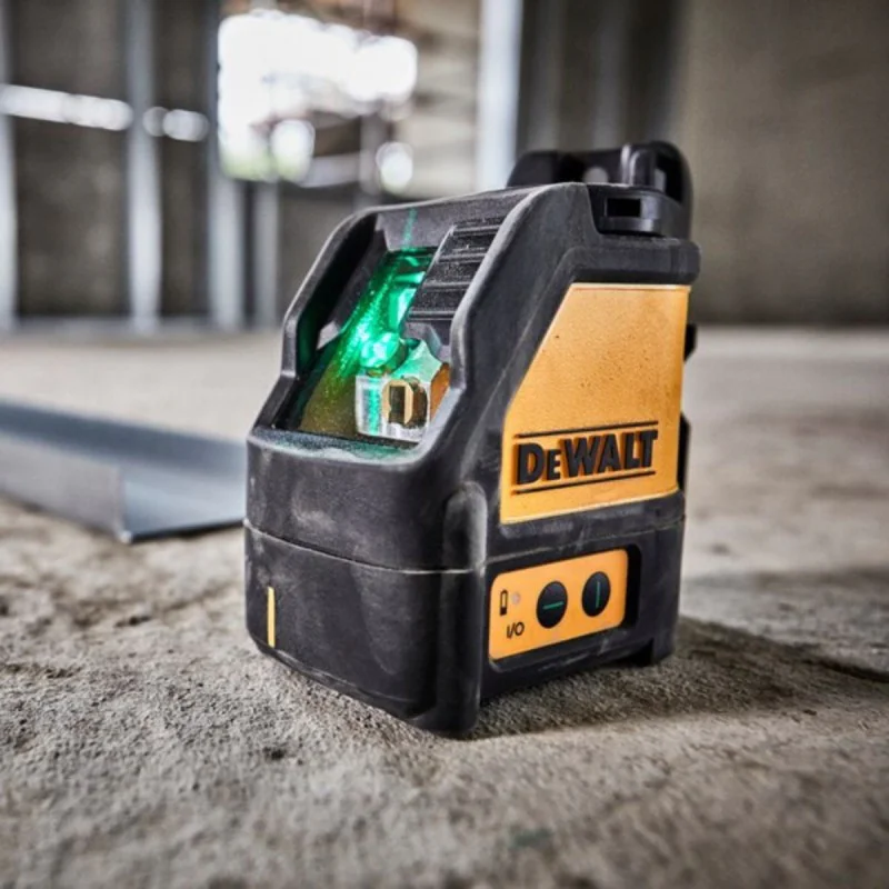 DeWALT DW088CG linear laser level, 20 m, green, 2 lines SECOND USE