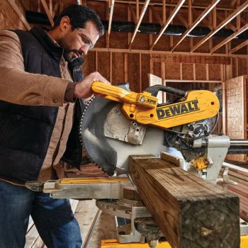 Потапящ циркуляр с герунг DeWalt DWS780 Ø 305 мм / 1675W