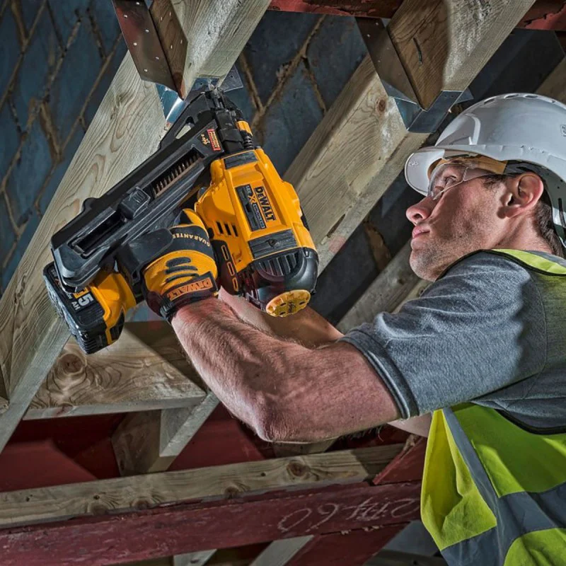Cordless DeWALT DCN693N, 18 V, for nails 35-60 mm