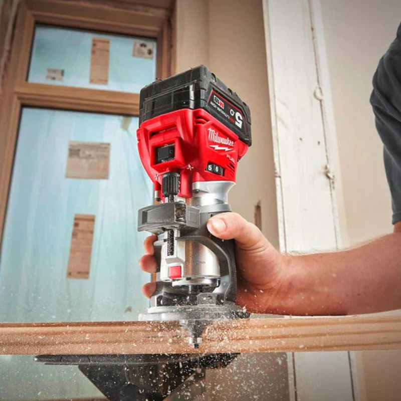 Cordless end mill Milwaukee M18FTR-0X, f 6-6.35 mm, 10 000 - 31 000 rpm.