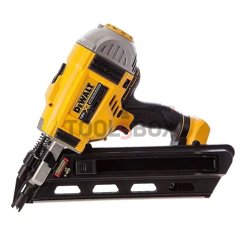 Cordless DeWALT DCN692N, 18.0 V, for nails 50-90 mm