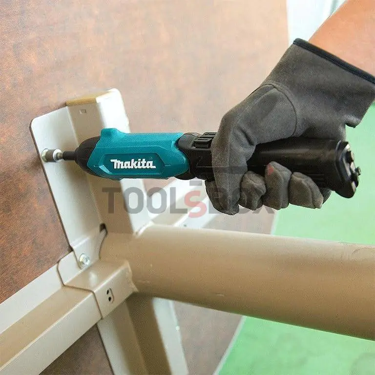 Cordless screwdriver Makita DF001DW, Li-Ion 3.6 V , 4 Nm