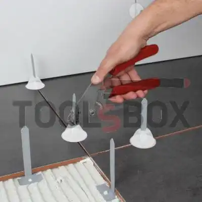 Trowel for leveling tiles with insulation 3-20 mm, Rubi 02982