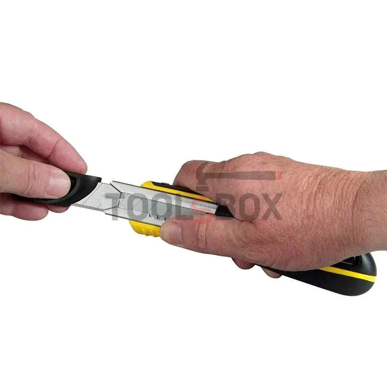 Plastic model knife with metal guide STANLEY 0-10-481 180 x 18 mm
