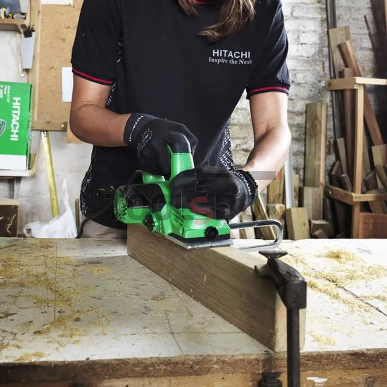 Electric planer HITACHI P20SF , 620W