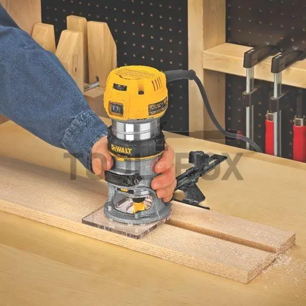 DeWALT DW625EK air milling machine