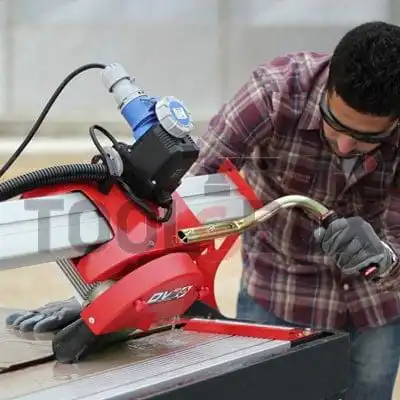 Circular cutting machine for building materials with guide beam 1100 W, 230 V, 2790 rpm, f 200 mm / Rubi 54911 DV-200