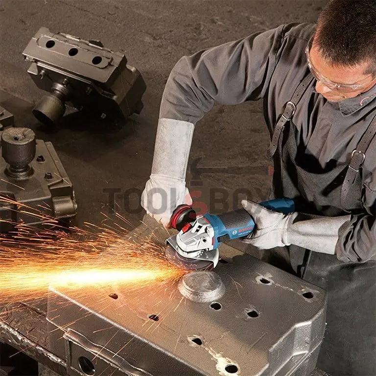 Angle grinder Bosch GWS 17-125 Inox Professional, ф 125 mm 1700 W, 2200 - 7500 revolutions