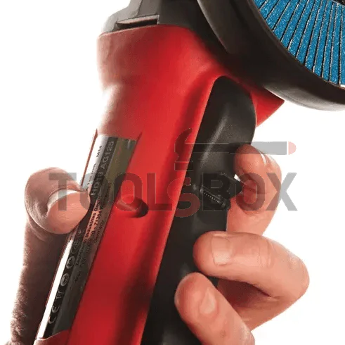 Комплект винтоверт и ъглошлайф Milwaukee M18BPP2M-402B