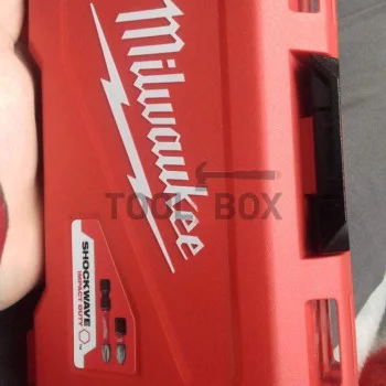 Комплект накрайници с магнитен държач Milwaukee 56 части / 4932430907