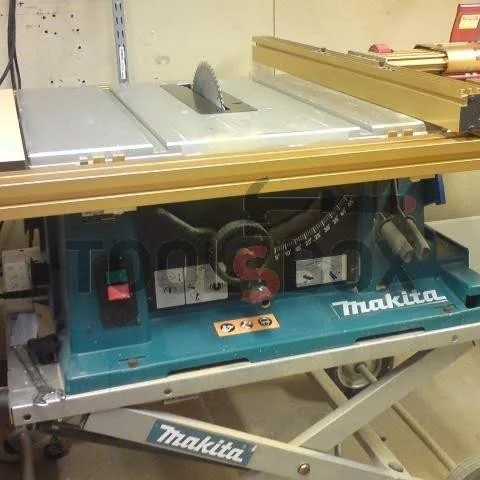 Makita table saw 2704 , 1650 W , Ø 260 mm