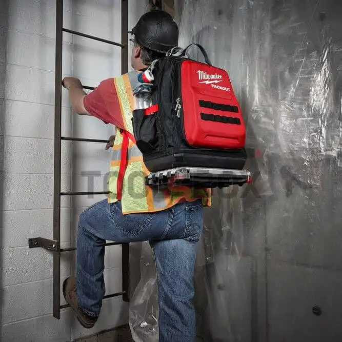 Milwaukee PACKOUT BACKPACK / 4932471131