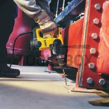 DeWALT DT9516 concrete drill bit with SDS-plus tail for concrete with additional spiral ф 6.00/ 210/ 150 mm