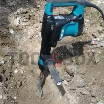 Електрически къртач Makita HM0871C , SDS-max, 1100 W