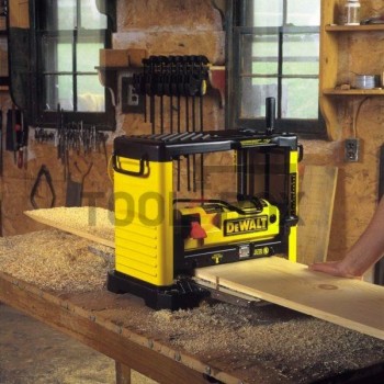 Щрайхмус настолен DeWALT DW733 , 1800 W