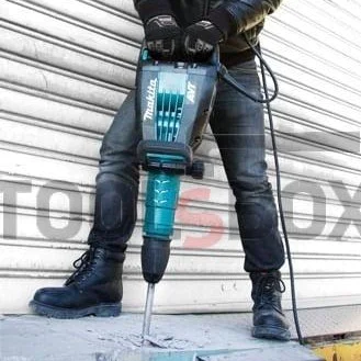 Къртач със захват SDS max Makita HM1214C , 1510 W
