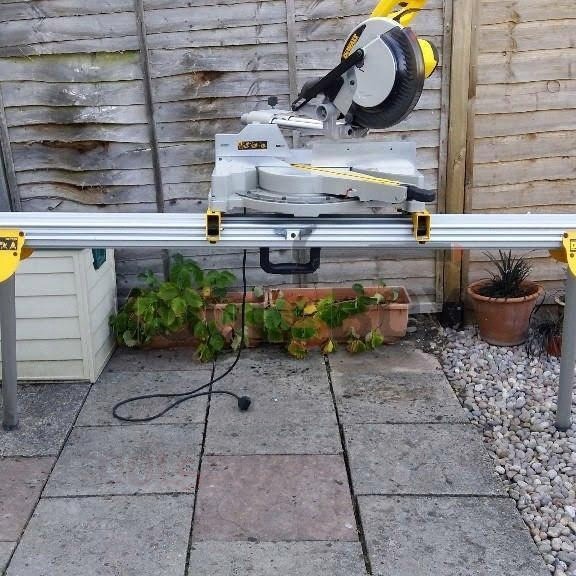 Мултифункционална работна маса DeWALT DE7023