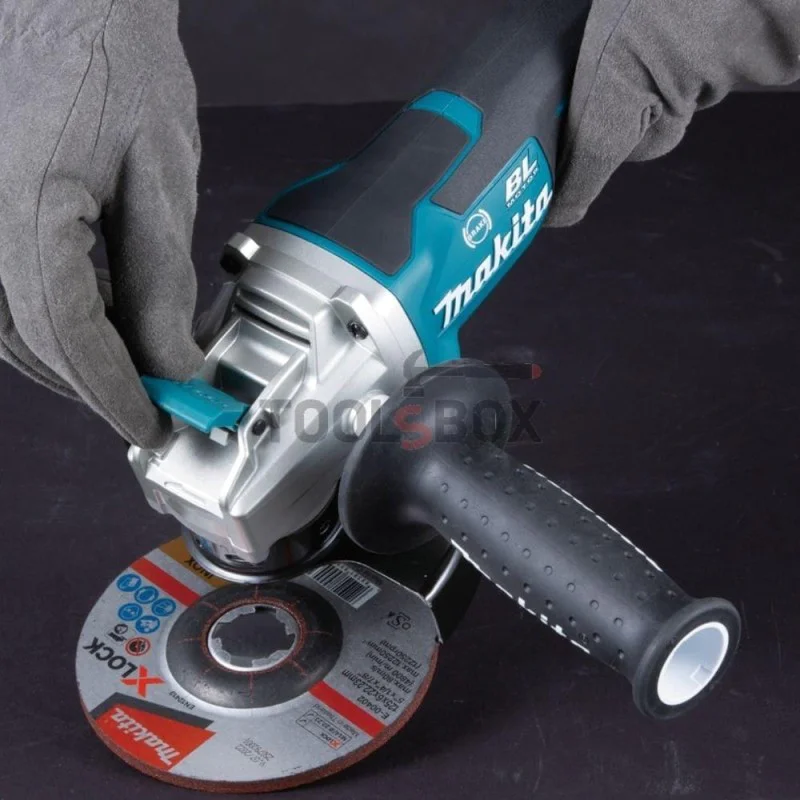 Cordless angle grinder Makita DGA519RTJ 18V, F125mm, 8500 rpm.