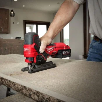 Акумулаторен безчетков прободен трион Milwaukee M18FBJS-502X, зеге