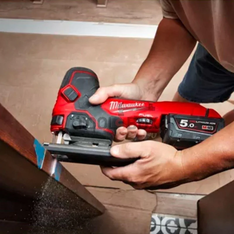 Cordless brushless jig saw Milwaukee M18FBJS-502X, zigzag