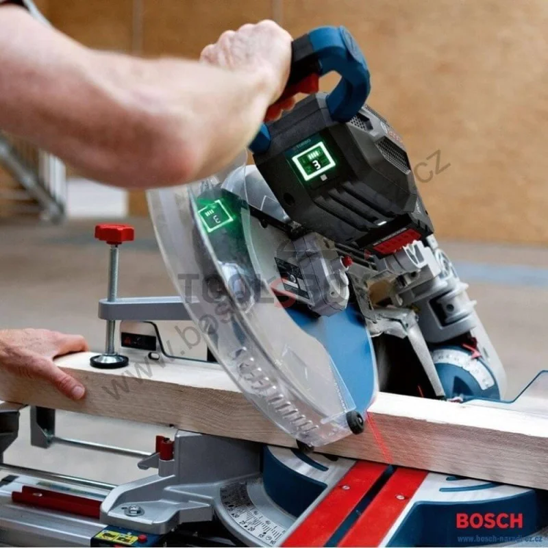 Cordless circular saw BOSCH BITURBO GCM 18V-305 GDC SOLO