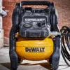 Cordless compressor DeWALT DCC1054 oil-free 54V, 9.3bar