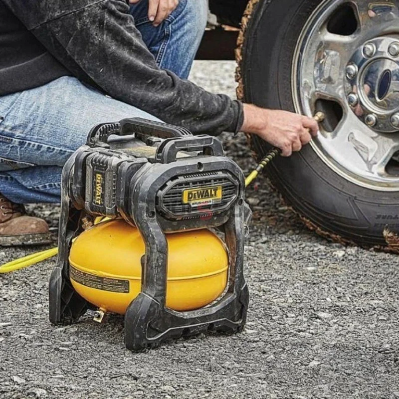 Cordless compressor DeWALT DCC1054 oil-free 54V, 9.3bar