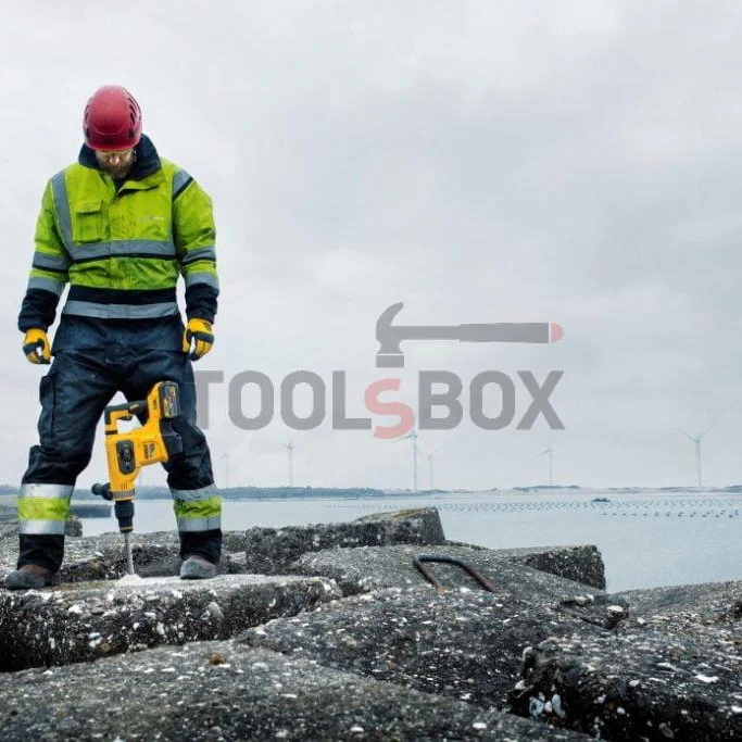 Cordless Punch DeWALT DCH481NT, 54V, 6.1J / FLEXVOLT