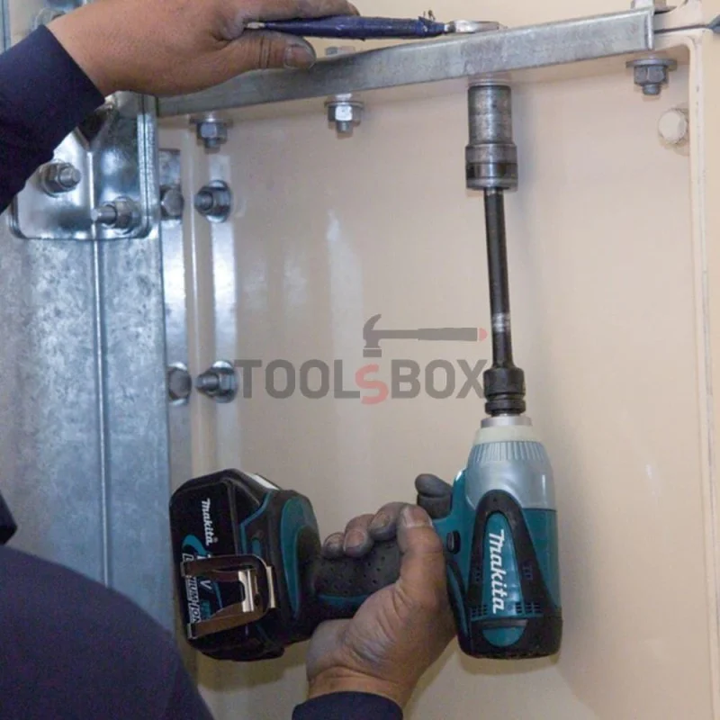 Cordless impact wrench Makita DTW215Z, 18V, 230Nm