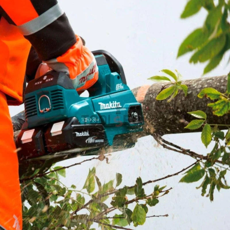 Cordless chain saw Makita DUC256CZ, 18+18V, 25cm, 1/4