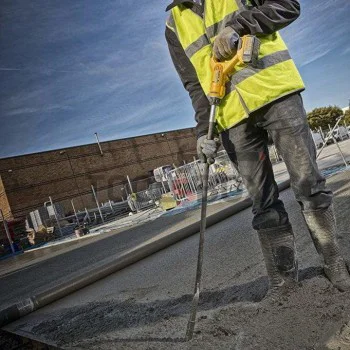Акумулаторен вибратор за бетон DeWALT DCE531N-XJ 18V, ф28.6х1200 мм