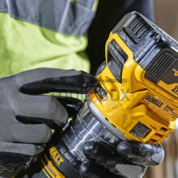 Оберфреза DeWALT DCW604P2 ръчна комбинирана 18 V, 16 000-25 500 об./мин, ф 6.35 мм