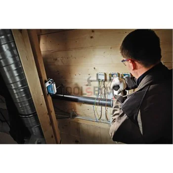 Акумулаторна лампа Bosch GLI 12V-330 Professional, 12V