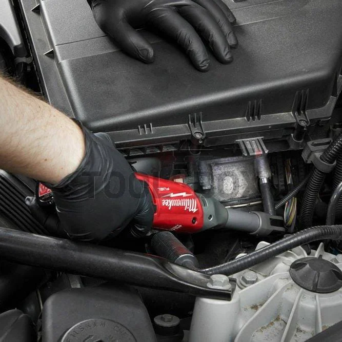 Cordless ratchet with extended head Milwaukee M12 FIR38LR-0, 3/8