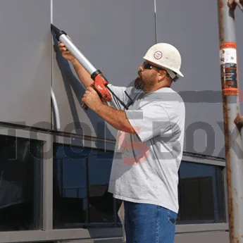 Milwaukee M12PCG/400A-201B Cordless Silicone Gun / 4933441665