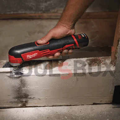 Milwaukee C12MT-0 Cordless Multi-Tool / 4933427180