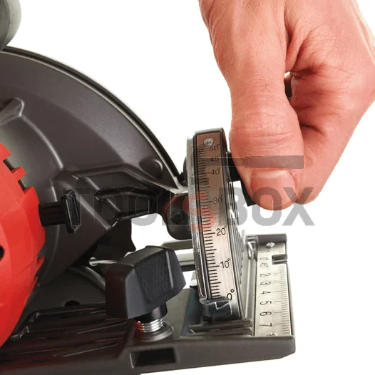 Milwaukee M12CCS44-402C Cordless Brushless Hand Saw / 4933448235