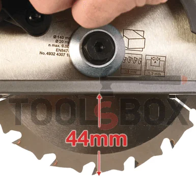 Milwaukee M12 CCS44-602X Cordless Brushless Hand Saw / 4933451512