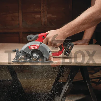 Milwaukee M12 CCS44-602X Cordless Brushless Hand Saw / 4933451512