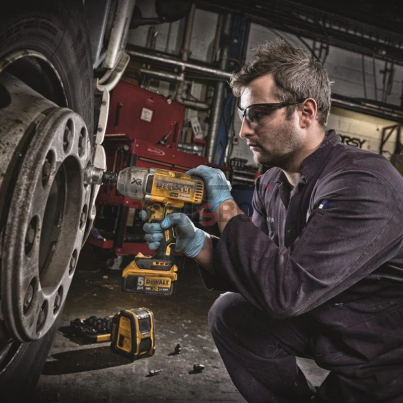 Cordless Wrench DeWALT DCF899HN , 18V, Impact, Brushless 950Nm