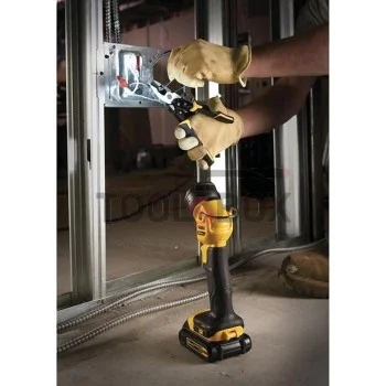 Фенер Dewalt DCL040 18 V , LED