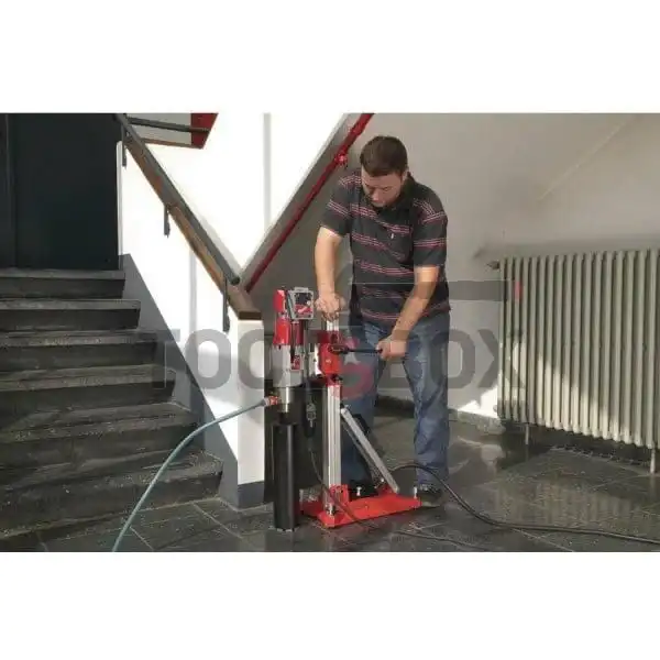 Milwaukee DCM 2-250 C diamond drilling machine / 40964