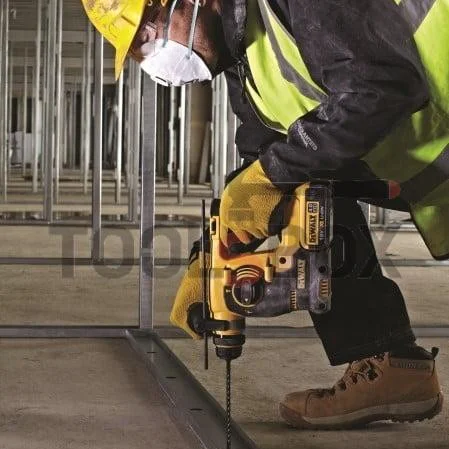 Cordless Punch DeWALT DCH253N , 18V body only